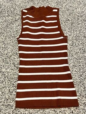Zesica Striped Sleeveless Tank Top in Brown and White - women’s size small